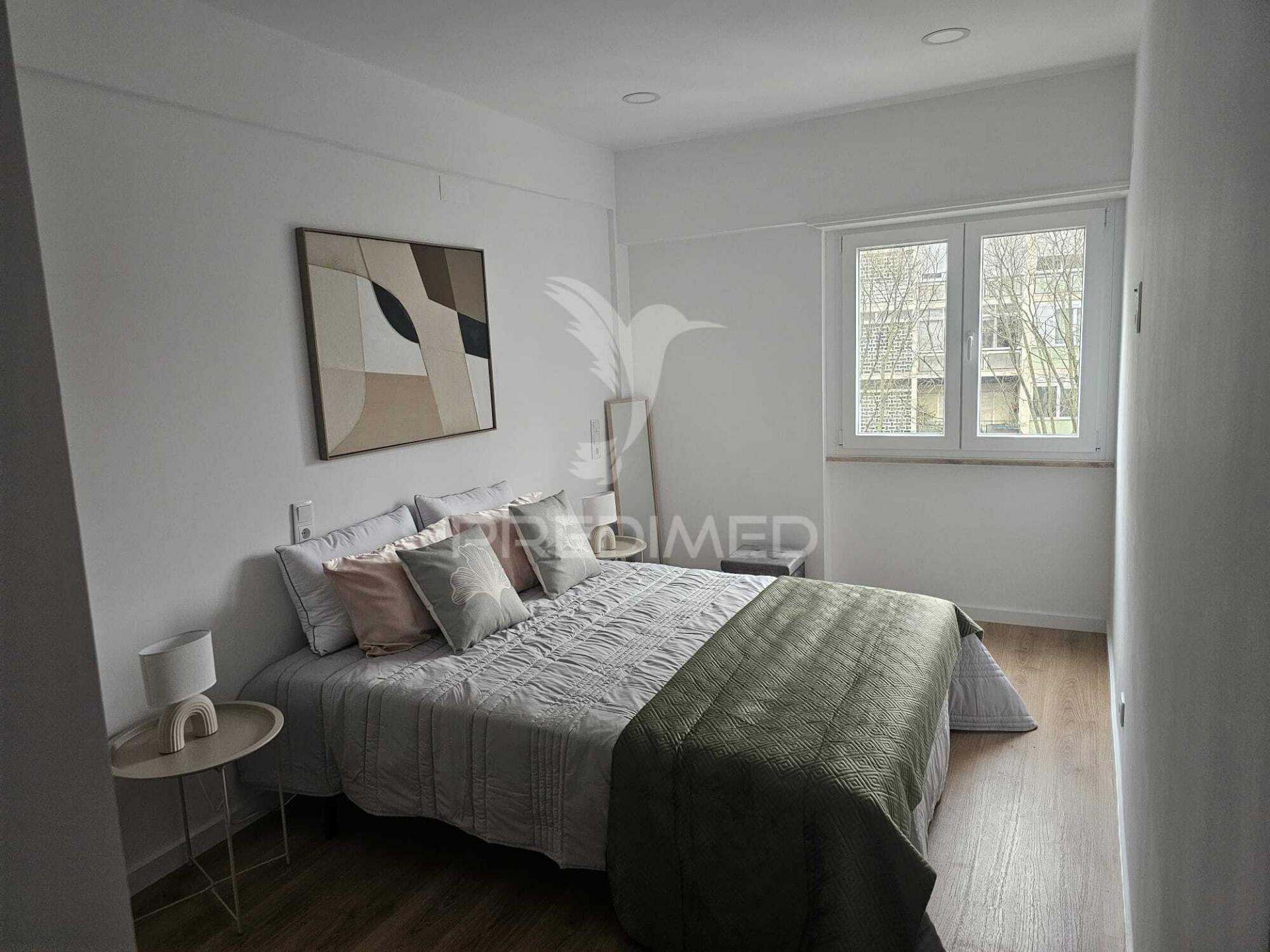 Apartamento t2 benfica remodelada