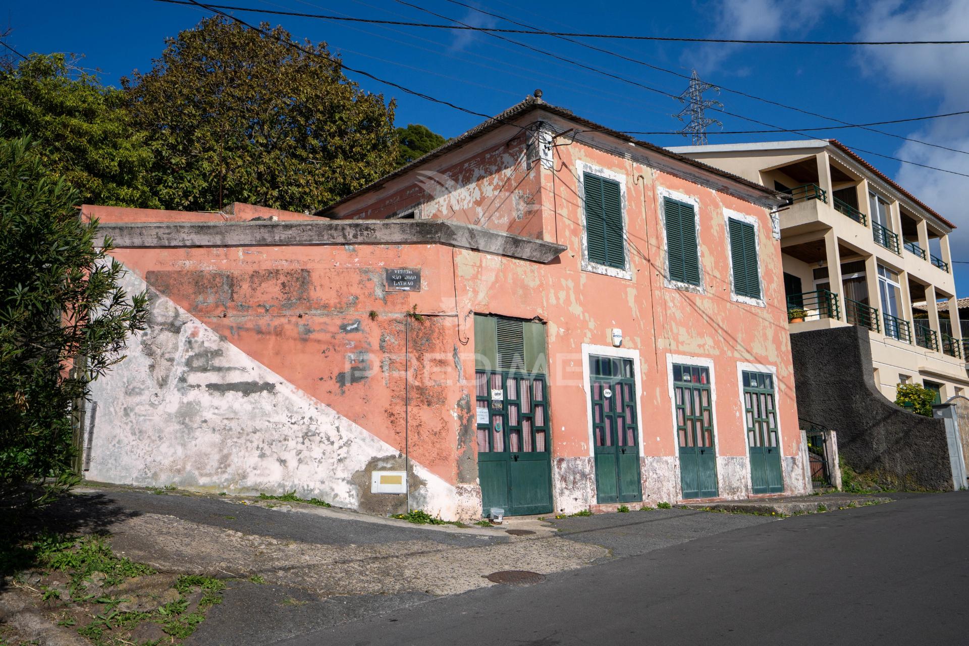 Moradia típica madeirense