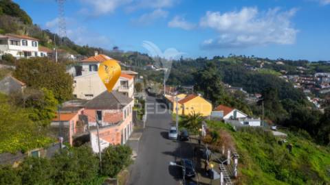 Moradia típica madeirense