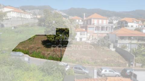 Moradia t2 geminada em ruína - funchal, ilha da madeira