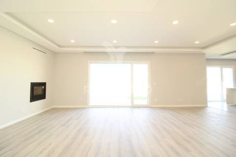 Moradia t4, brejos de azeitão