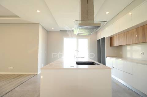 Moradia t4, brejos de azeitão