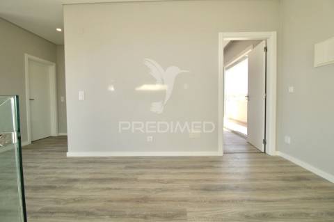 Moradia t4, brejos de azeitão