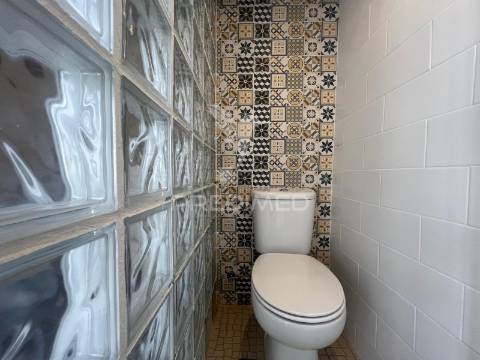 Espaço multiusos no centro de palmela