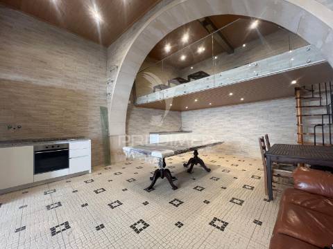 Espaço multiusos no centro de palmela