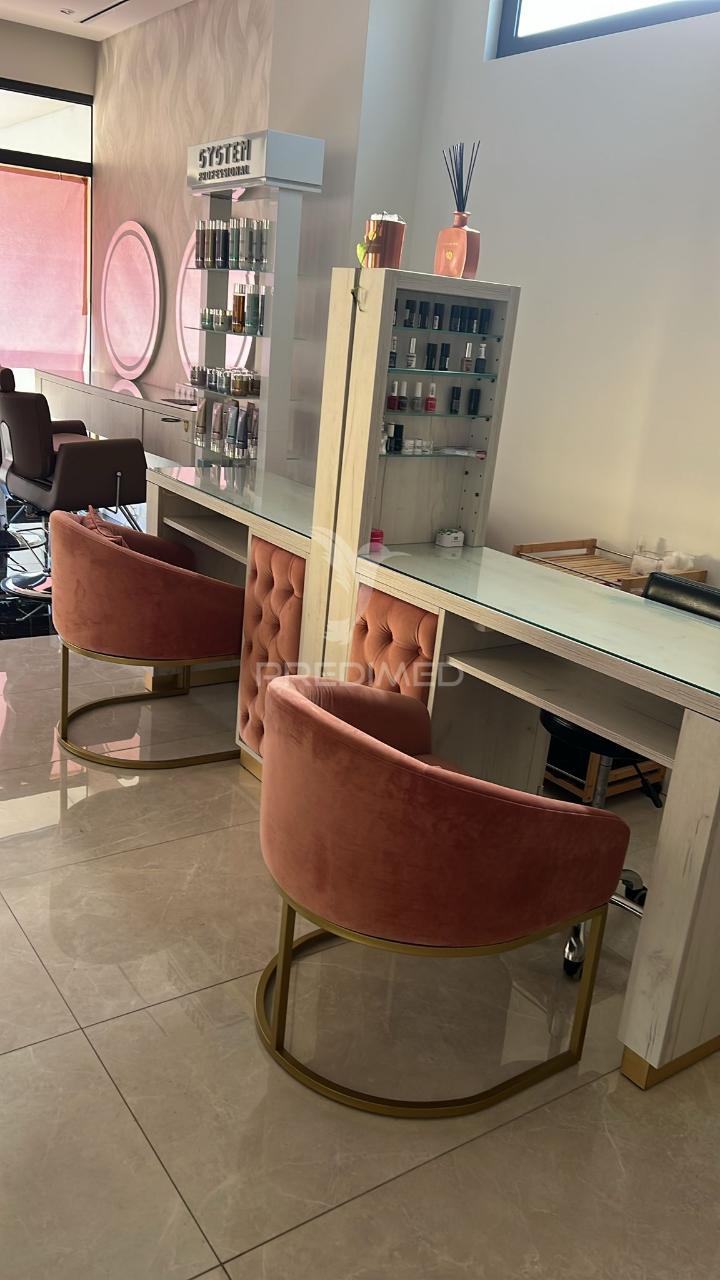 Arrenda-se cabeleireiro totalmente equipado – amparo funchal.