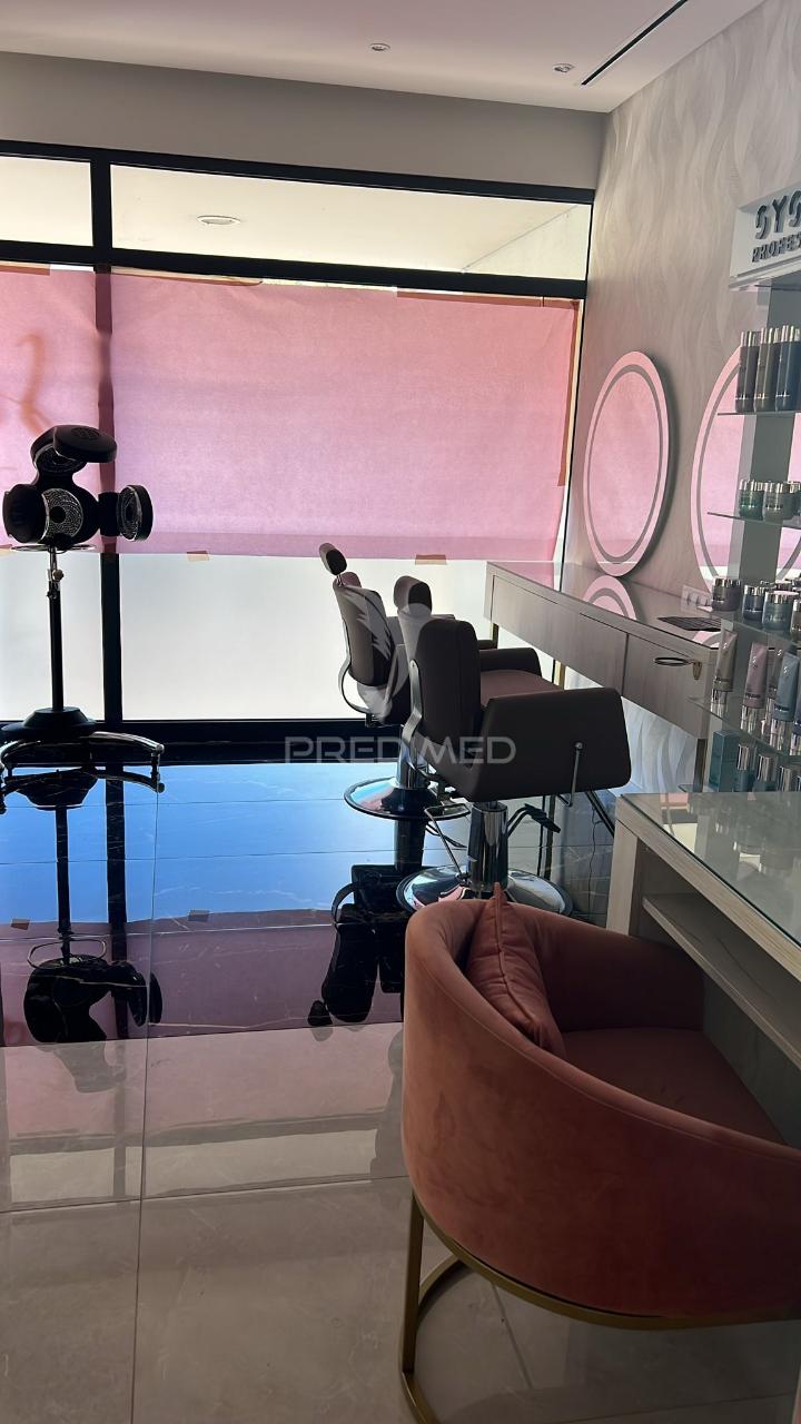 Arrenda-se cabeleireiro totalmente equipado – amparo funchal.