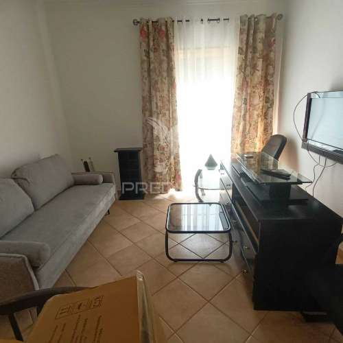 Arrendo t1 mobilado seixal