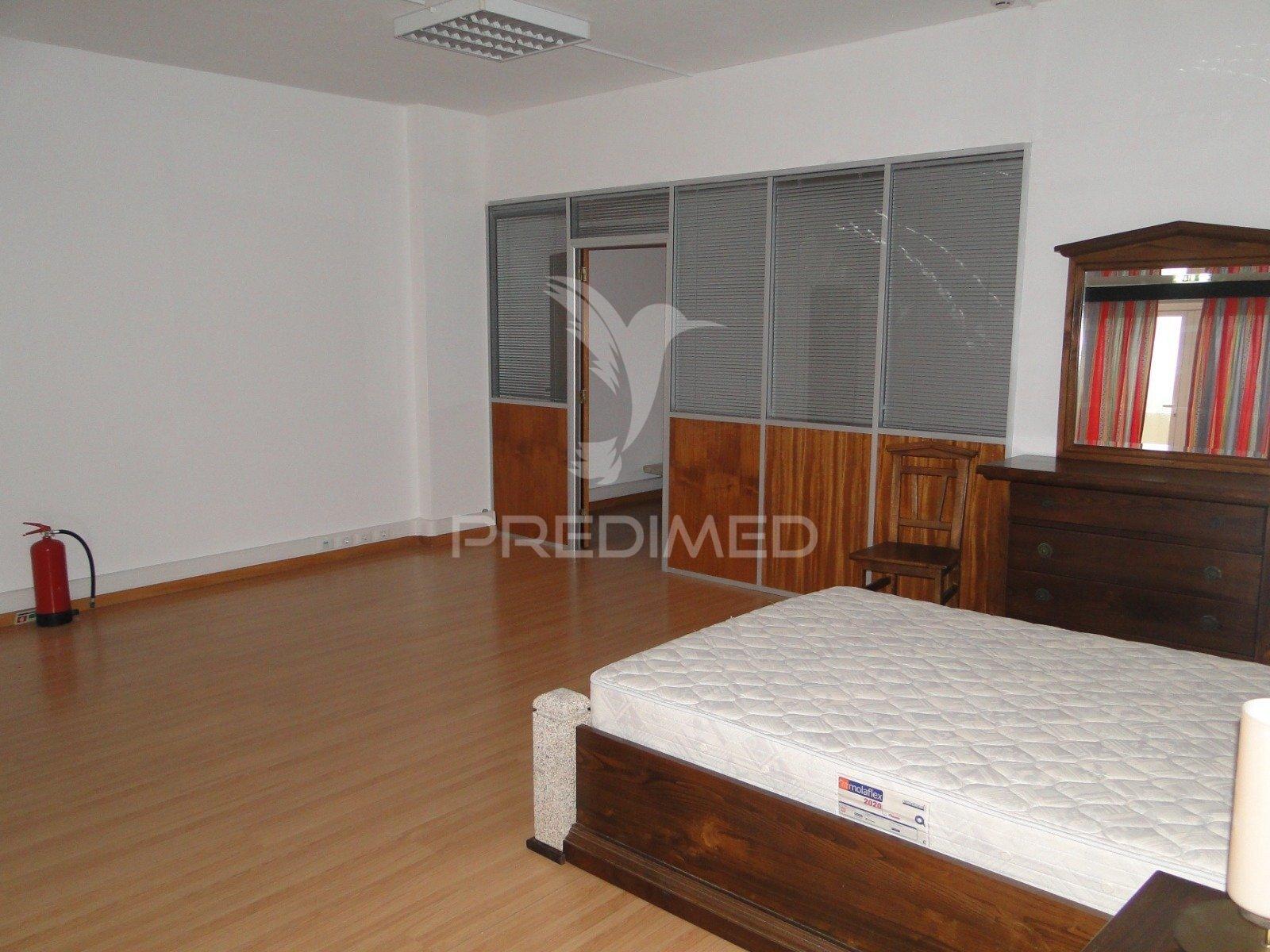 Apartamento/arrendamento para alojamento de funcionários em ferreiras