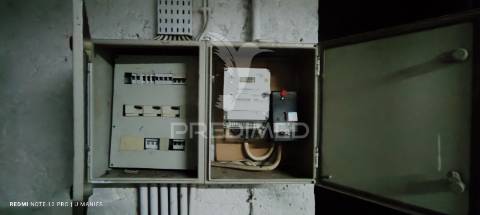 Moradia com quintal e garagem