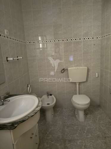 Moradia t2 com garagem – póvoa das mós, pernes | santarém