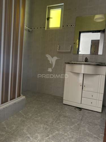 Moradia t2 com garagem – póvoa das mós, pernes | santarém