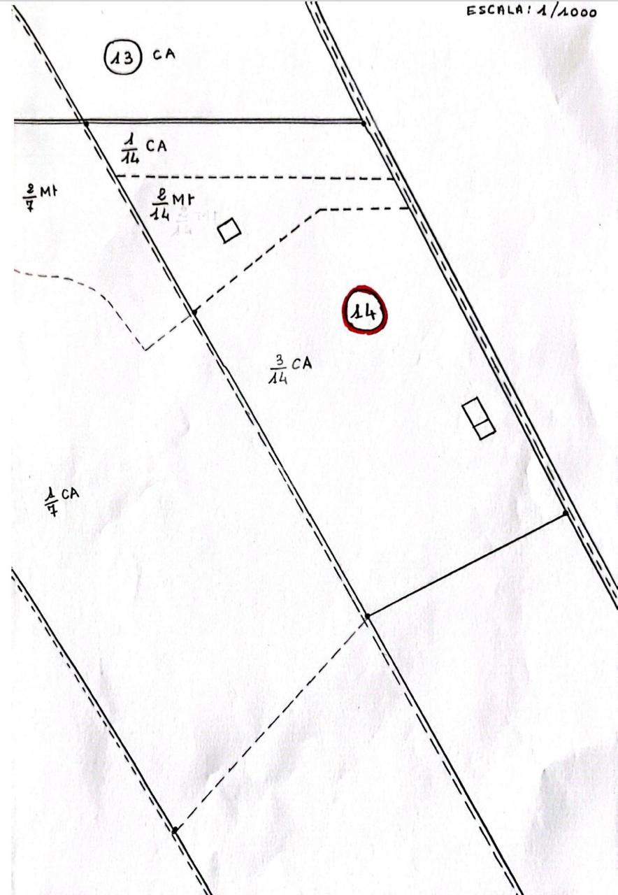 Terreno rústico com ruína