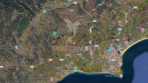 Terreno rústico com ruína