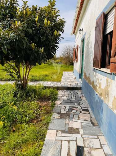 Moradia de campo na quinta do anjo – terreno com 4.520 m²