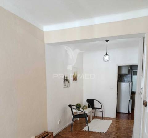Apartamento t1 na zona histórica da estrela, lisboa