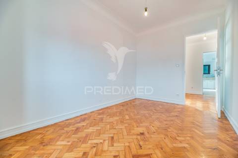 Apartamento t3 na rua aliança operaria