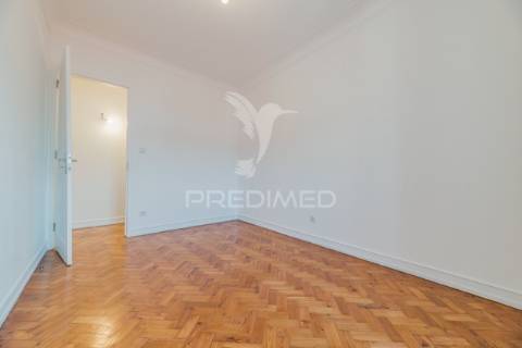 Apartamento t3 na rua aliança operaria