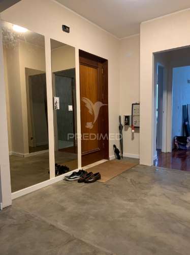 Apartamento t2 em aldoar