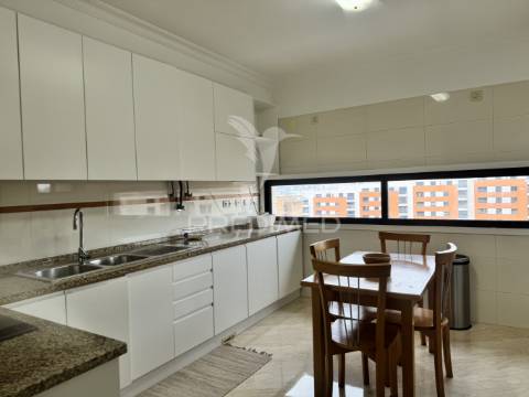 Magnífico t3 nas colinas do cruzeiro – conforto, elegância e localização premium