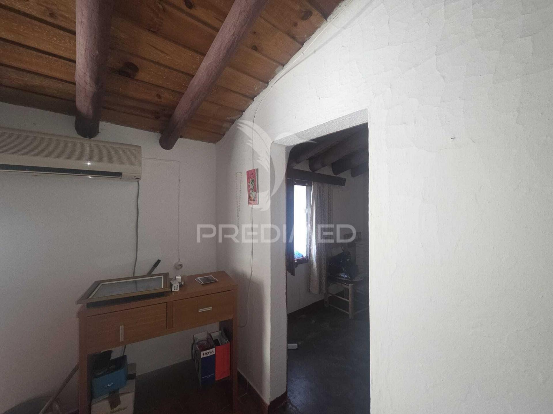 Moradia térrea com quintal – safara | 604 m² de terreno