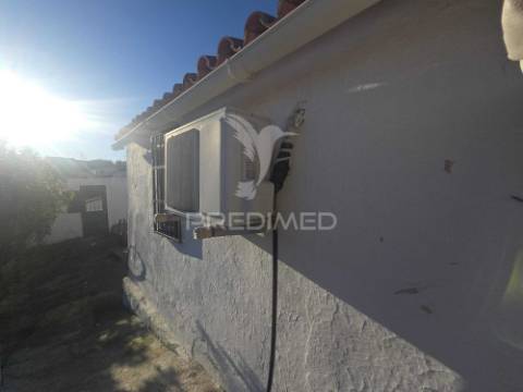 Moradia térrea com quintal – safara | 604 m² de terreno