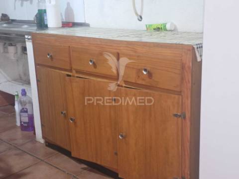 Moradia térrea com quintal – safara | 604 m² de terreno