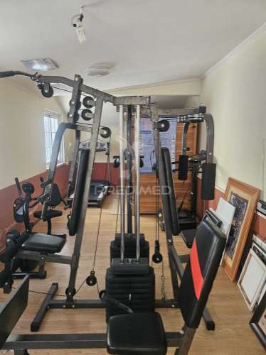 Apartamento t2 com terraço, garagem e arrecadação -urb. das caldelas-elvas