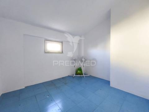 Apt t3 com 131 m², varandas e arrecadação | avenida via láctea, nº 34 | rio de mouro | sintra