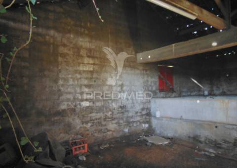 Imóvel p/ recuperar vilarinho s. romão - douro vinhateiro