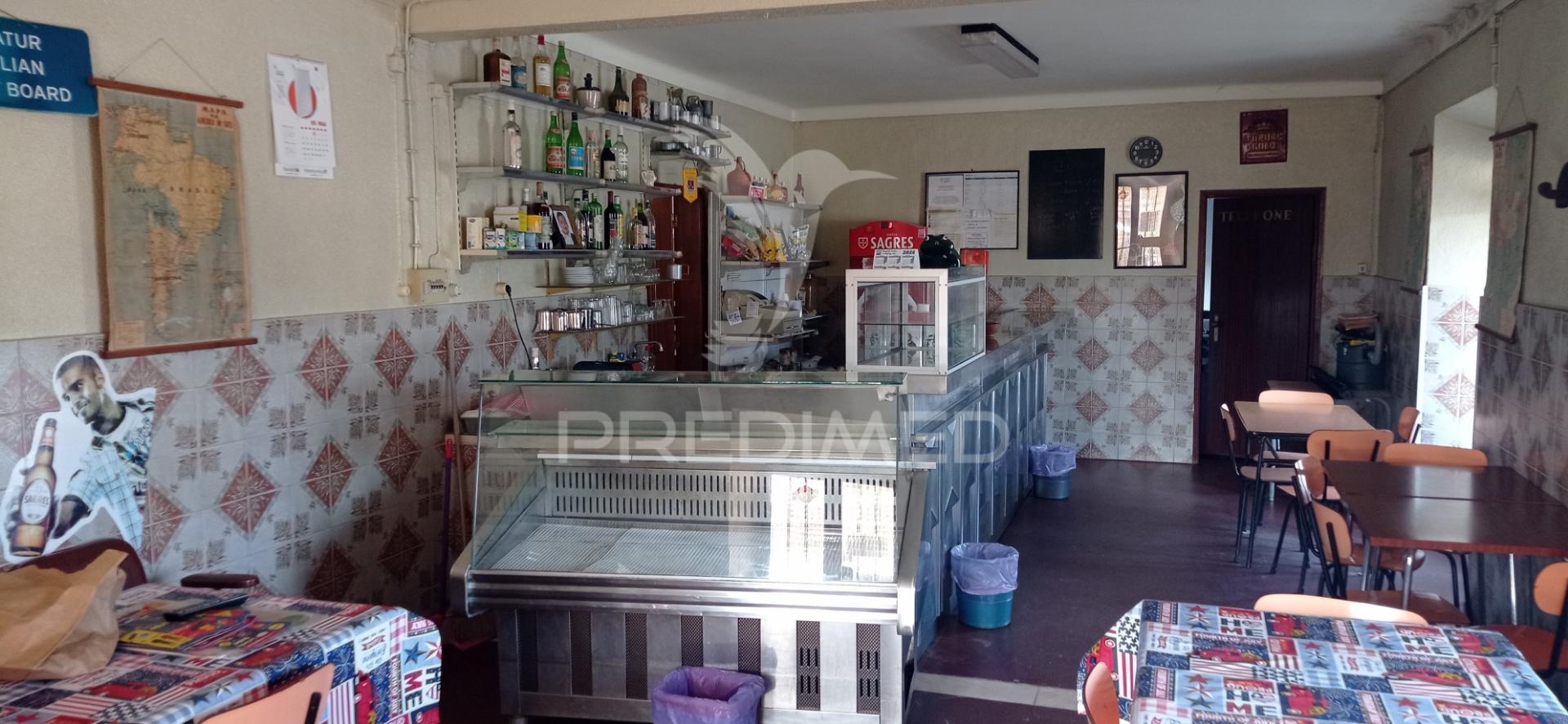 Café- restaurante ip2 km 247, estremoz