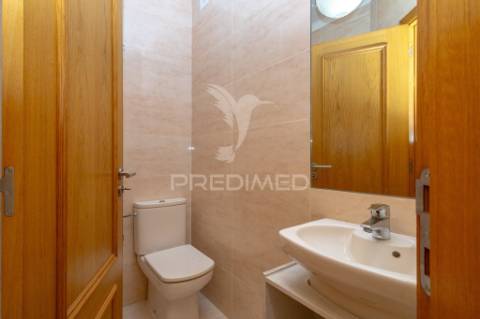 Bairro dos álamos - apartamento t3 com garagem