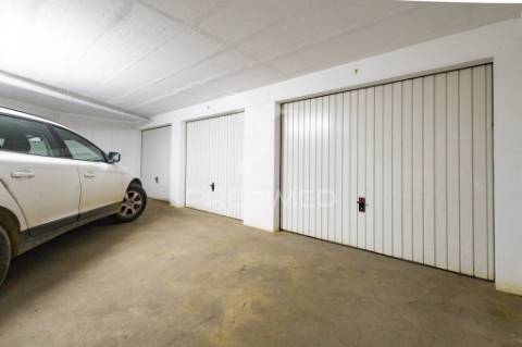 Bairro dos álamos - apartamento t3 com garagem