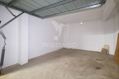 Bairro dos álamos - apartamento t3 com garagem