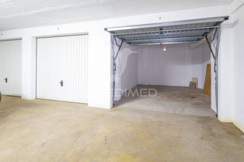 Bairro dos álamos - apartamento t3 com garagem