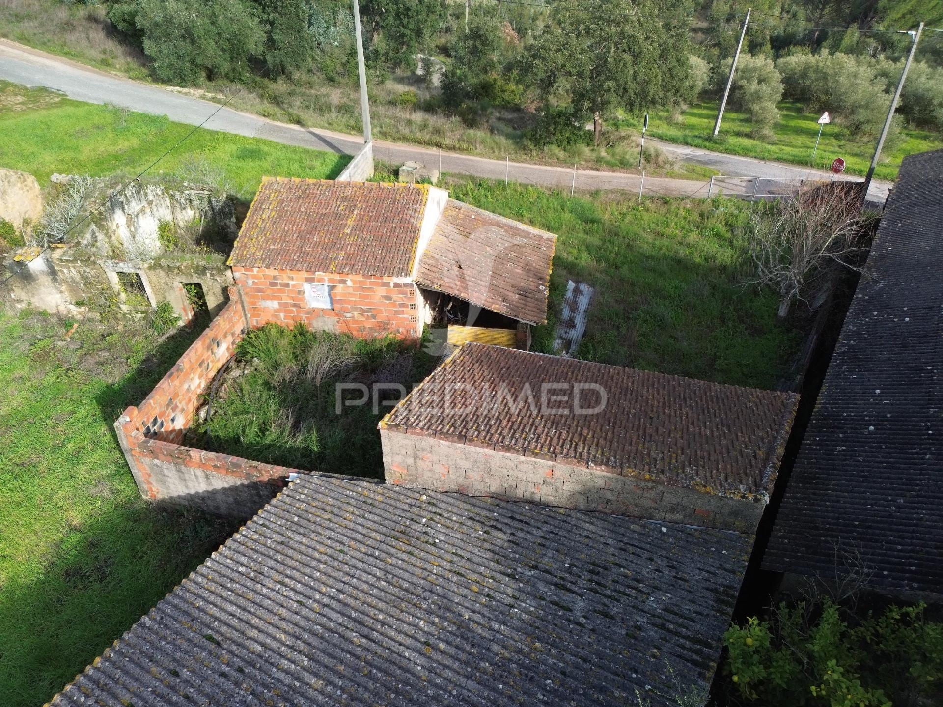 Ruina t4 para reconstrução