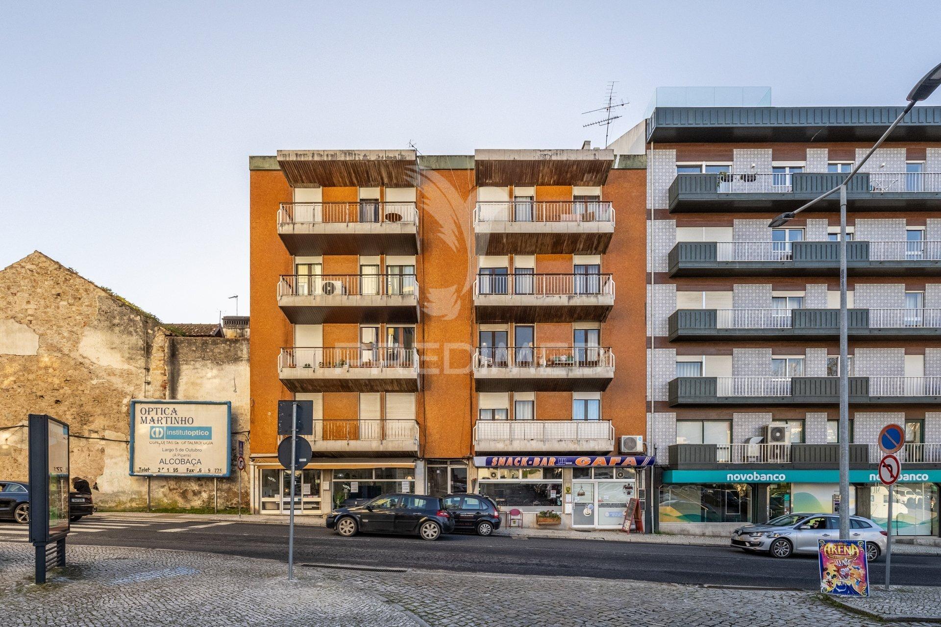 Apartamento t3 alcobaça