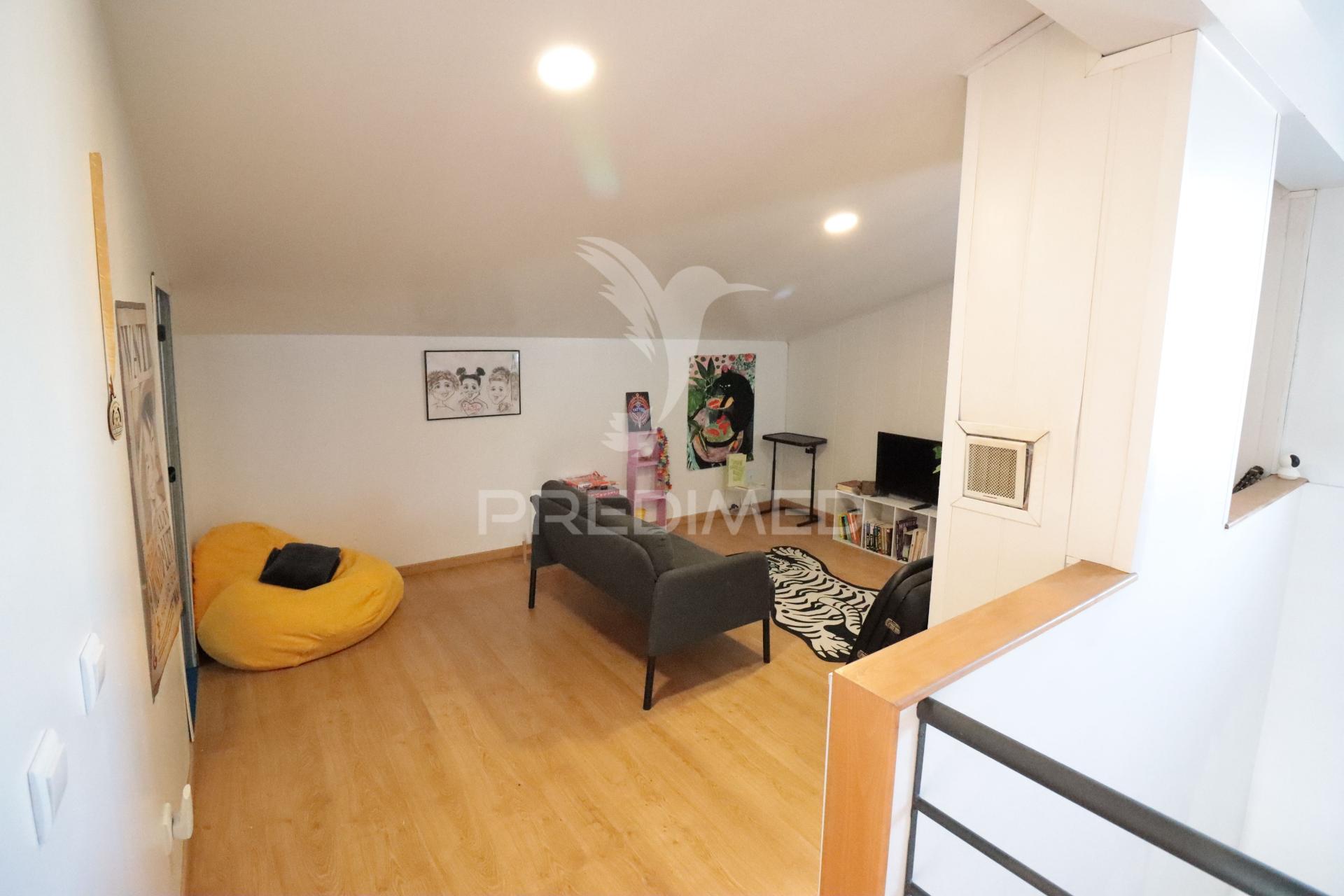 Moradia t4+2 em pontével a 42 minutos aeroporto de lisboa