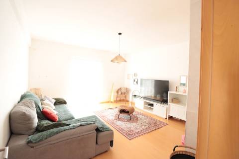 Moradia t4+2 em pontével a 42 minutos aeroporto de lisboa