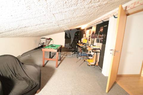 Moradia t4+2 em pontével a 42 minutos aeroporto de lisboa