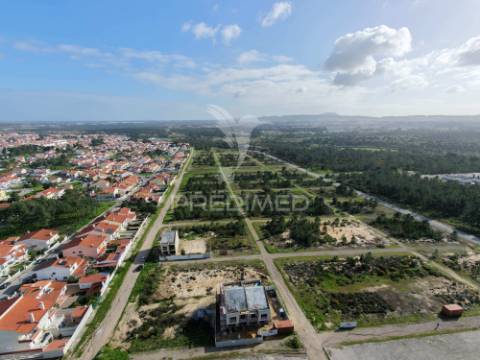 Terreno urbano na quinta do conde - ribeira do marchante