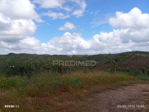 Terreno rústico "cerro da gruta",odemira.