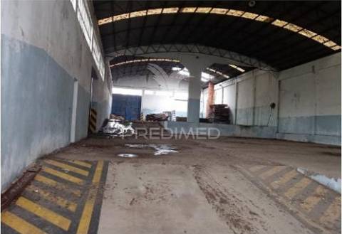 Armazém em santa maria feira