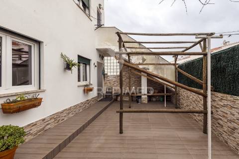 Moradia remodelada - montijo