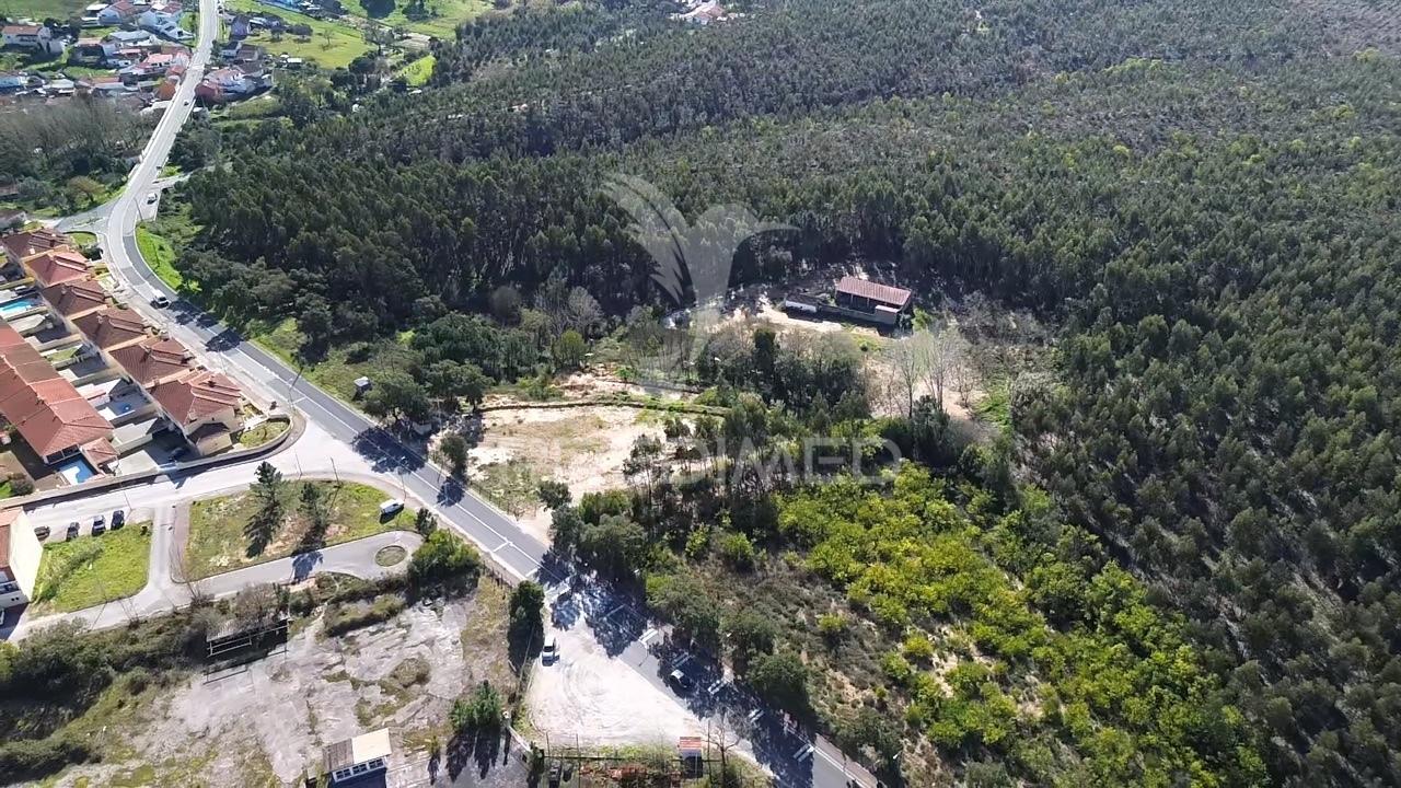 Terreno com 17.615 m² com ruína e potencial de destaque