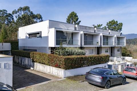 Moradia para arrendamento | lanhas – vila verde