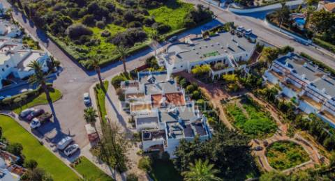 Moradia t2 com vista mar em condomínio fechado, ferragudo