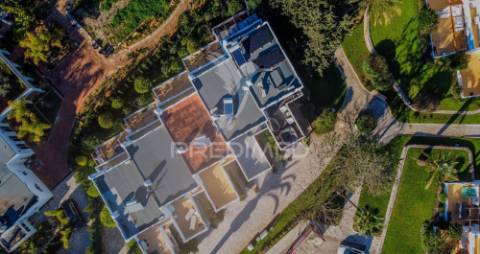 Moradia t2 com vista mar em condomínio fechado, ferragudo