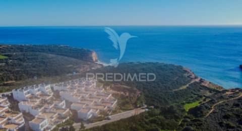 Moradia t2 com vista mar em condomínio fechado, ferragudo