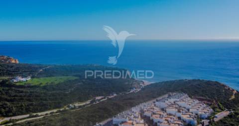 Moradia t2 com vista mar em condomínio fechado, ferragudo